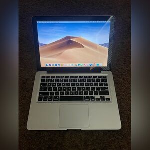 Apple MacBook Pro 💻 laptop computer with new battery 🔋 and charger 🔌